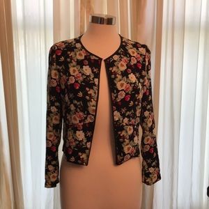 Darling Flowered BCNU Light Jacket